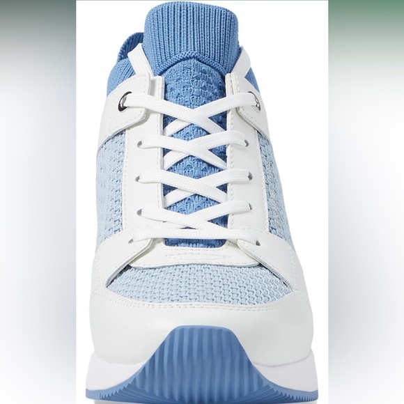 Michael Kors Women's Georgie Knit Trainer Sneaker brand new - Picture 3 of 4